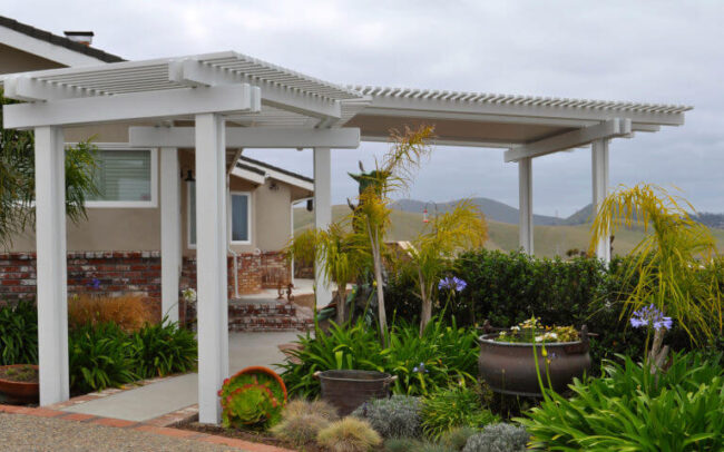 Lattice Front Walkway