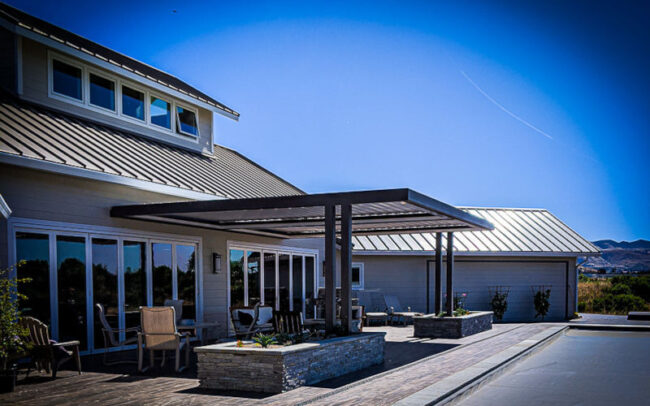 Louvered Big Patio